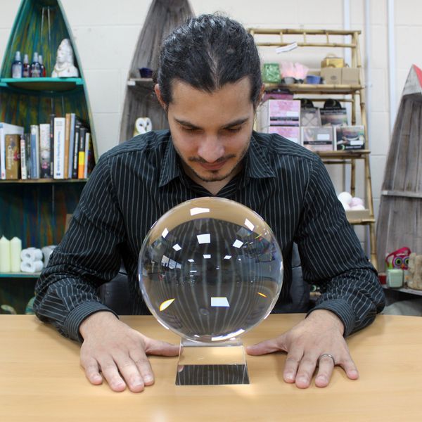 Bola de cristal en el stand 200mm