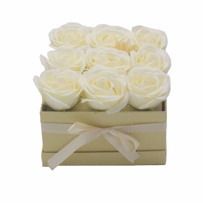 Caja de Regalo de Flores de Jabon - 9 Rosas Color Crema - Cuadrada