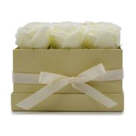 Caja de Regalo de Flores de Jabon - 9 Rosas Color Crema - Cuadrada