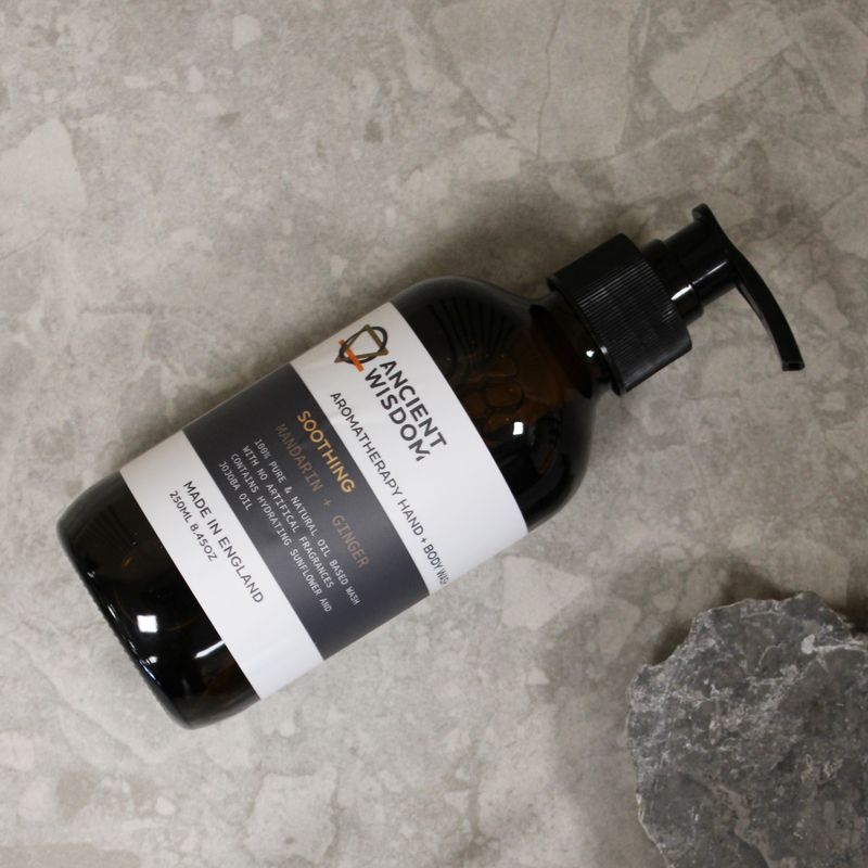 Jabon para manos y cuerpo - Sandalo y Rosa 250 ml