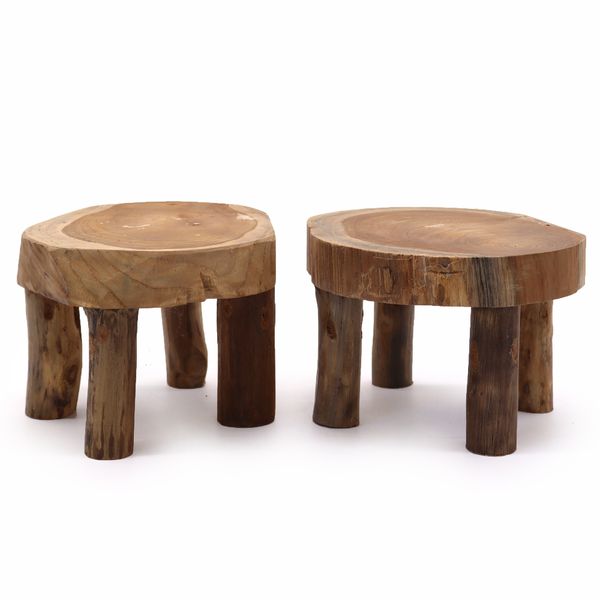 Expositor Mediano de Madera de Teca - 27x15cm