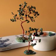 Arbol de piedras preciosas: Aventurina verde sobre base de ágata verde (35 piedras)
