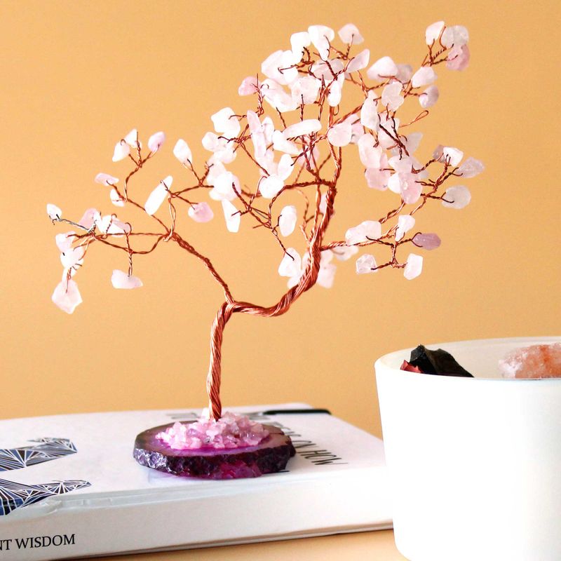 Arbol de piedras preciosas grande: Cuarzo rosa sobre base de ágata rosa (100 piedras)