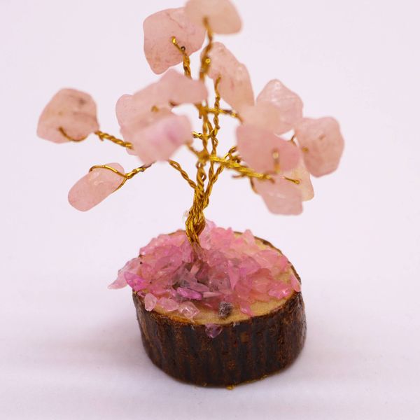 Mini arboles de piedras preciosas sobre base de madera - Cuarzo rosa (15 piedras)