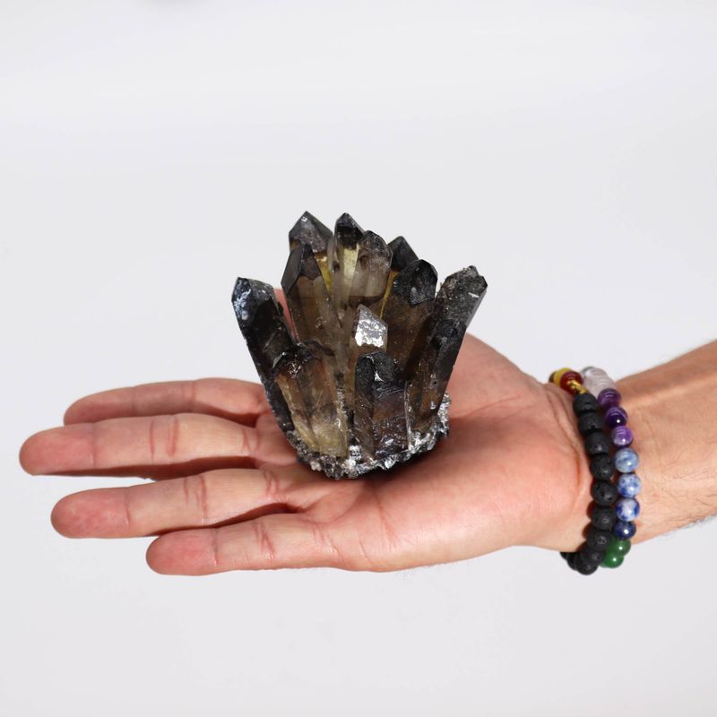 Racimo de Cuarzo Ahumado  (aprox 250-300 g 8 cm)