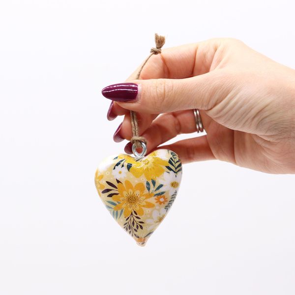 Corazones de Madera Decorativos Grandes: Florales en amarillo