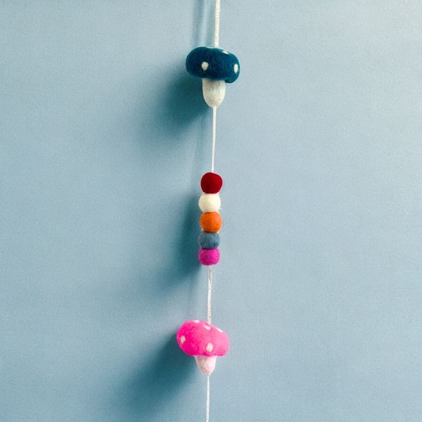 Colgante de Pared de Fieltro - Setas (colores aleatorios)