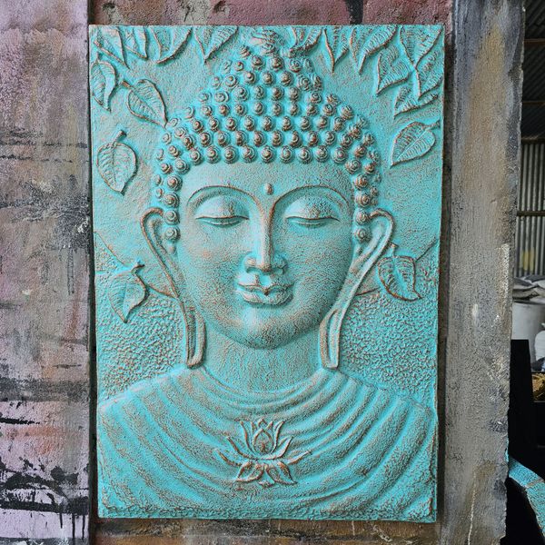 Marco grande de hierro con Buda y relieve turquesa - 0,7 x 1 m