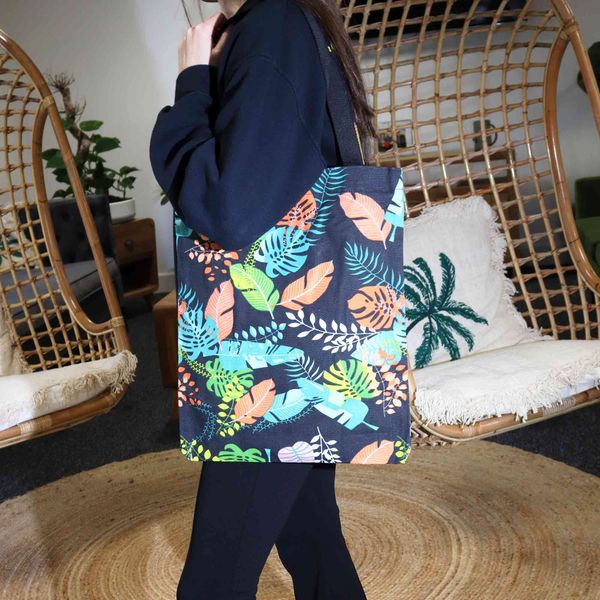 Bolsos y carteras Nomad-Sari