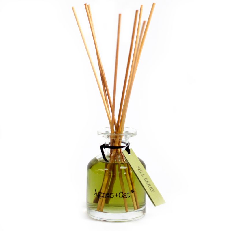 Caja de Difusores de varillas de 140 ml - Bayas Fell