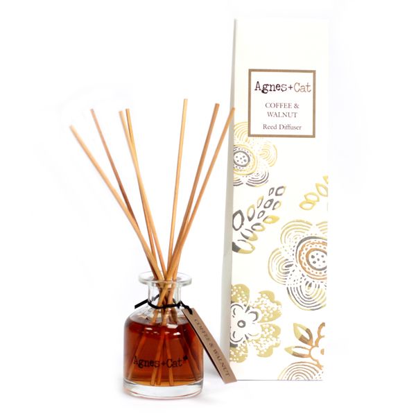 Caja de Difusores de varillas de 140 ml - Café y nuez