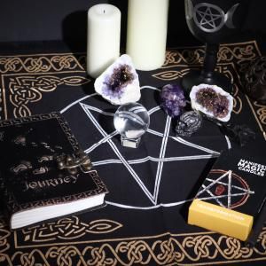 Mantel de altar con flecos esotéricos
