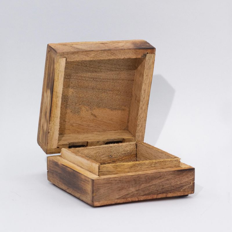 Caja Cuadrada Mediana 13,5 x 13,5 x 6 cm - Lobo & Luna
