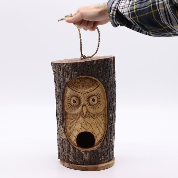 Tronco de Árbol con Cara – Casita para Pájaros – Búho Sabio