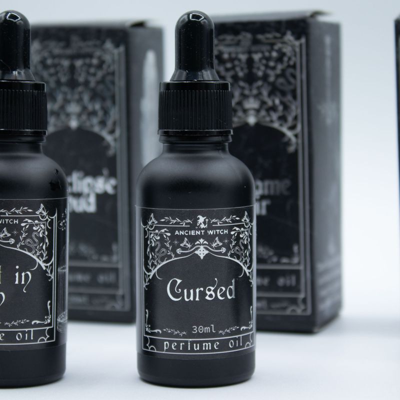 Aceite perfumado de bruja ancestral - maldito