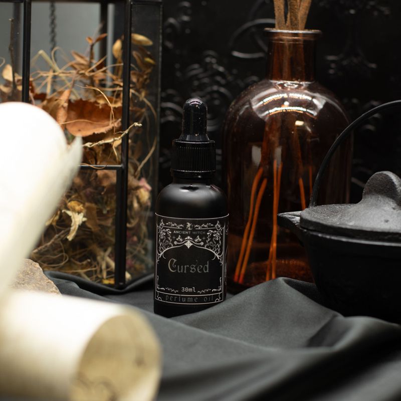 Aceite perfumado de bruja ancestral - maldito