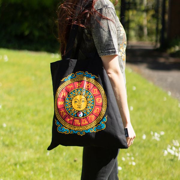 Bolso tote icónico y clásico - Sol del Zodíaco - Negro 6oz (40x36cm)