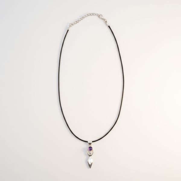 Colgante Esotérico de la India - Plateado (Cordón de 45 cm) - Amatista de la Diosa