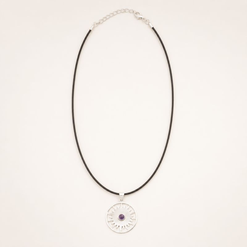 Colgante Esotérico de la India - Plateado con baño de plata (cordón de 45 cm) - Amatista para la adoración del Sol