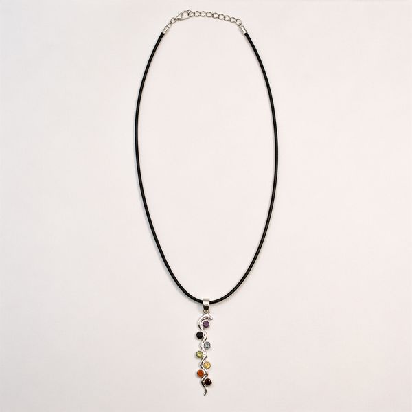 Colgante Esotérico de la India - plateados con baño de plata (cordón de 45 cm) - Chakra de la serpiente