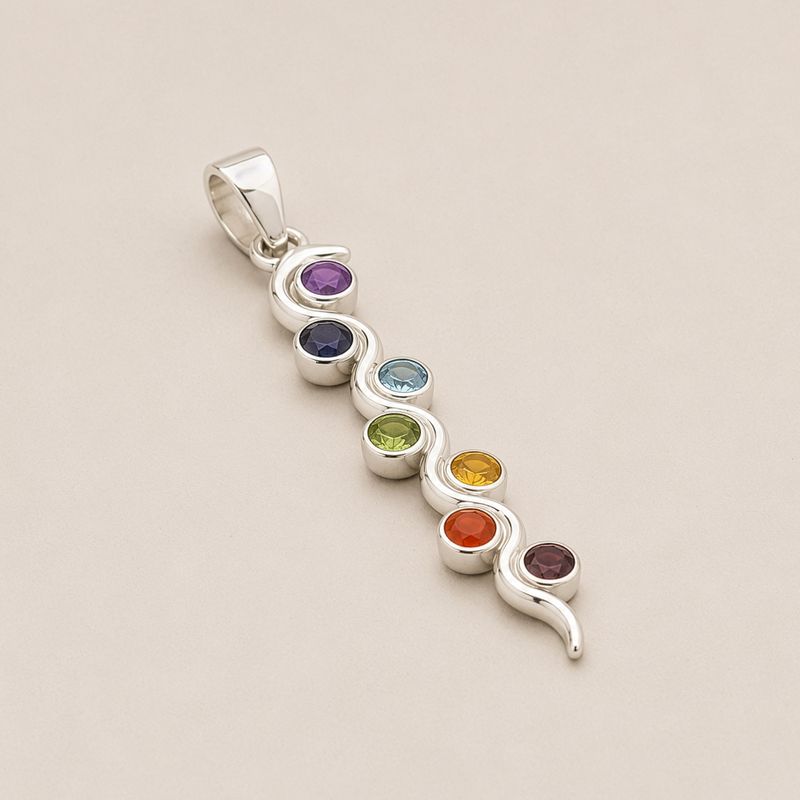 Colgante Esotérico de la India - plateados con baño de plata (cordón de 45 cm) - Chakra de la serpiente
