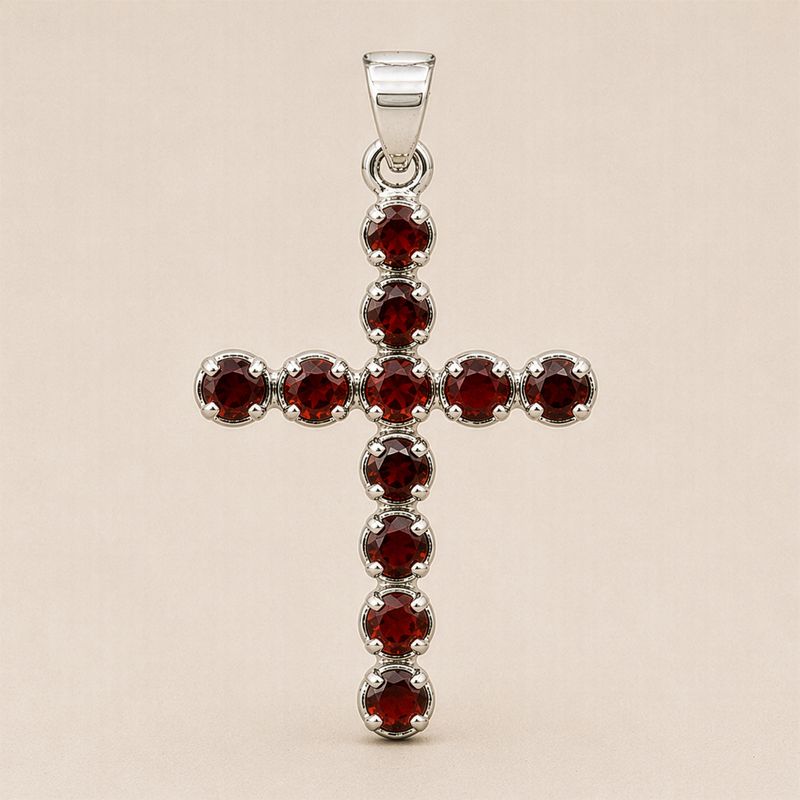 Colgante esotérico de la India - Plateado (cadena de 45 cm) - Crucifijo de granate