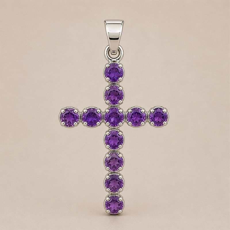 Colgante esotérico de la India - Plateado (cadena de 45 cm) - Crucifijo de amatista