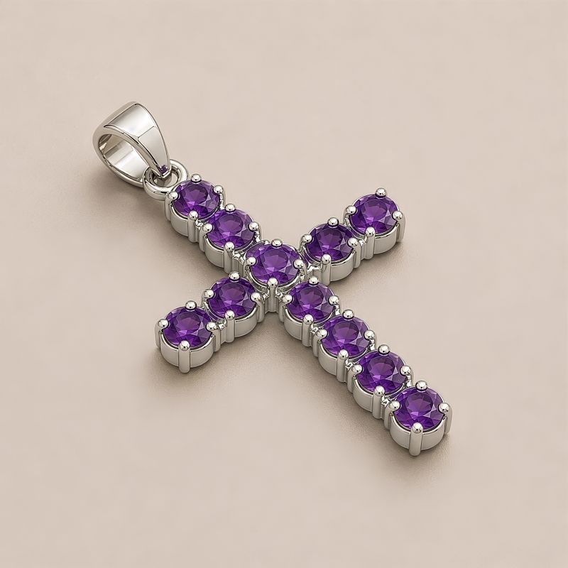 Colgante esotérico de la India - Plateado (cadena de 45 cm) - Crucifijo de amatista