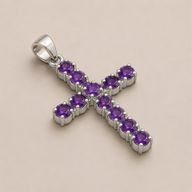Colgante esotérico de la India - Plateado (cadena de 45 cm) - Crucifijo de amatista