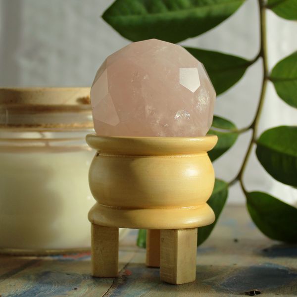 Bola Curativa de Piedras Preciosas y soporte - Cuarzo Rosa