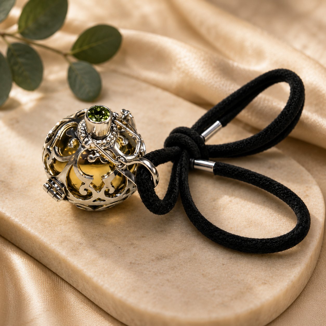 Collares con Campanitas de Plata