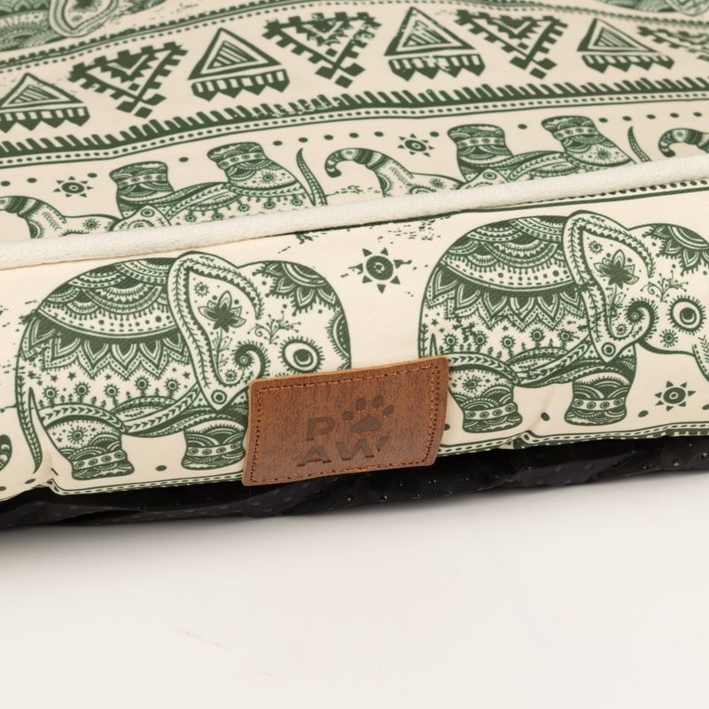 Cama para patitas - Elefante afortunado - Verde - 60x50x14 cm