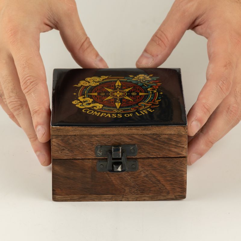 Caja pequeña esmaltada - Brújula de la vida