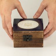 Caja pequeña esmaltada - Leo
