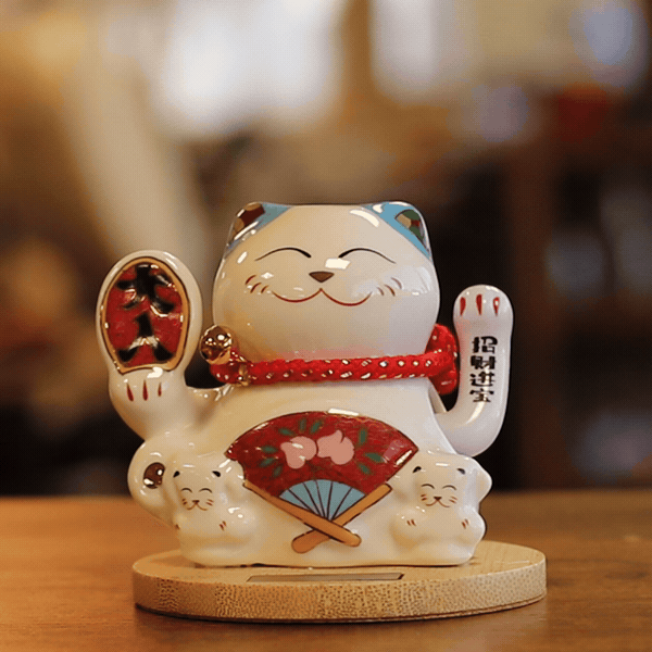 Hucha Solar con forma de Gato - Base de Madera - Mano móvil