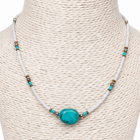 Collar de Perlas de Howlita y Turquesa Nepalí Fino (42 cm)