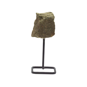 3x Ejemplares minerales en soporte metálico: Epidota