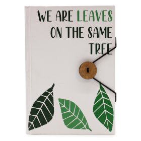 Libreta pequeña con correa - Somos hojas del mismo árbol