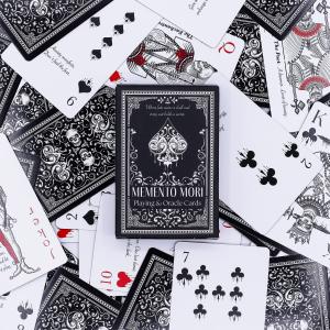 Reventa de cartas de juego y oráculo