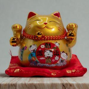 Mayorista de gatos de la suerte