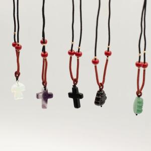 Reventa de colgantes de cordón de piedras preciosas